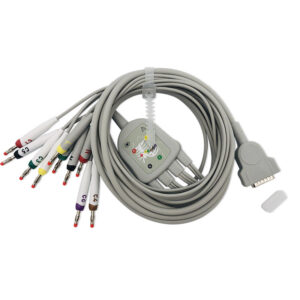 Integrated and detachable ECG cables for patient monitoring